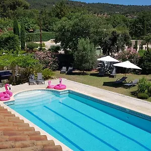 Miel Et Coquelicots Bed & Breakfast