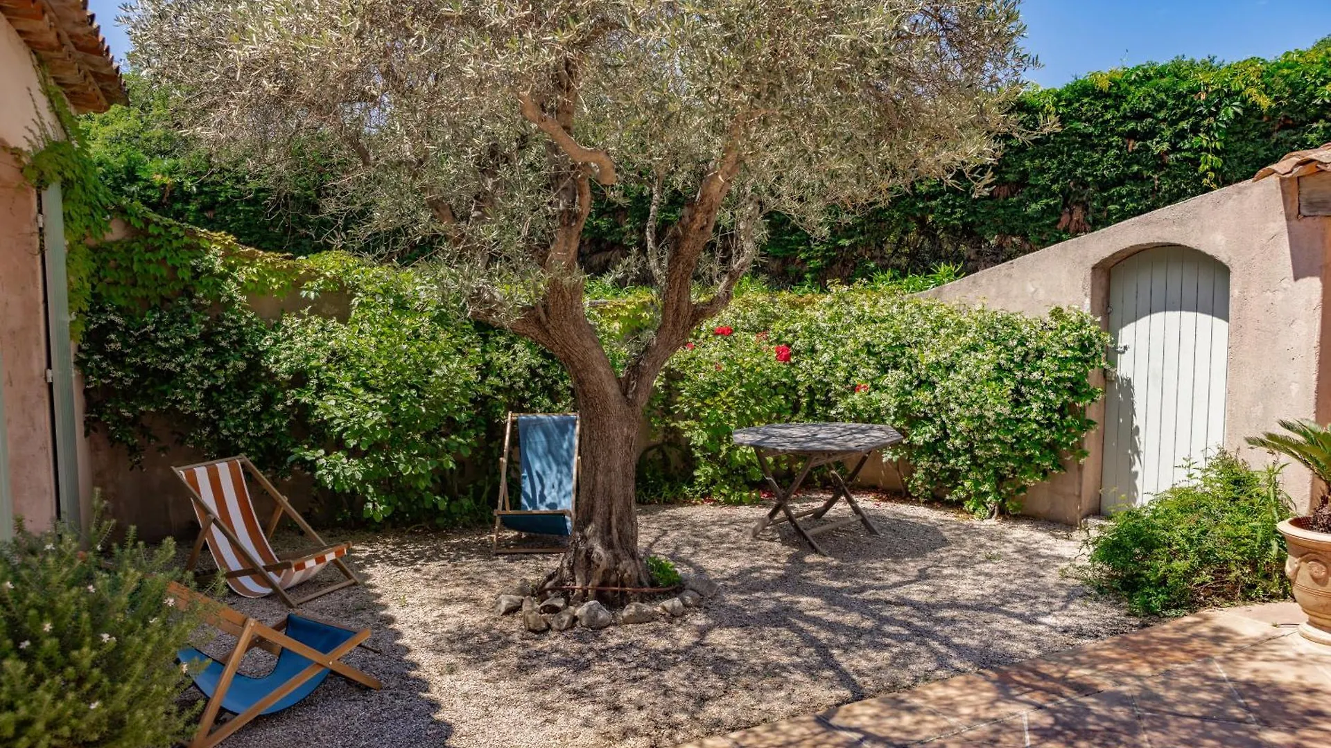 Superbe Villa, Piscine Chauffee, Jardin, Climatisee, Proche Du Village Le Plan-de-la-Tour
