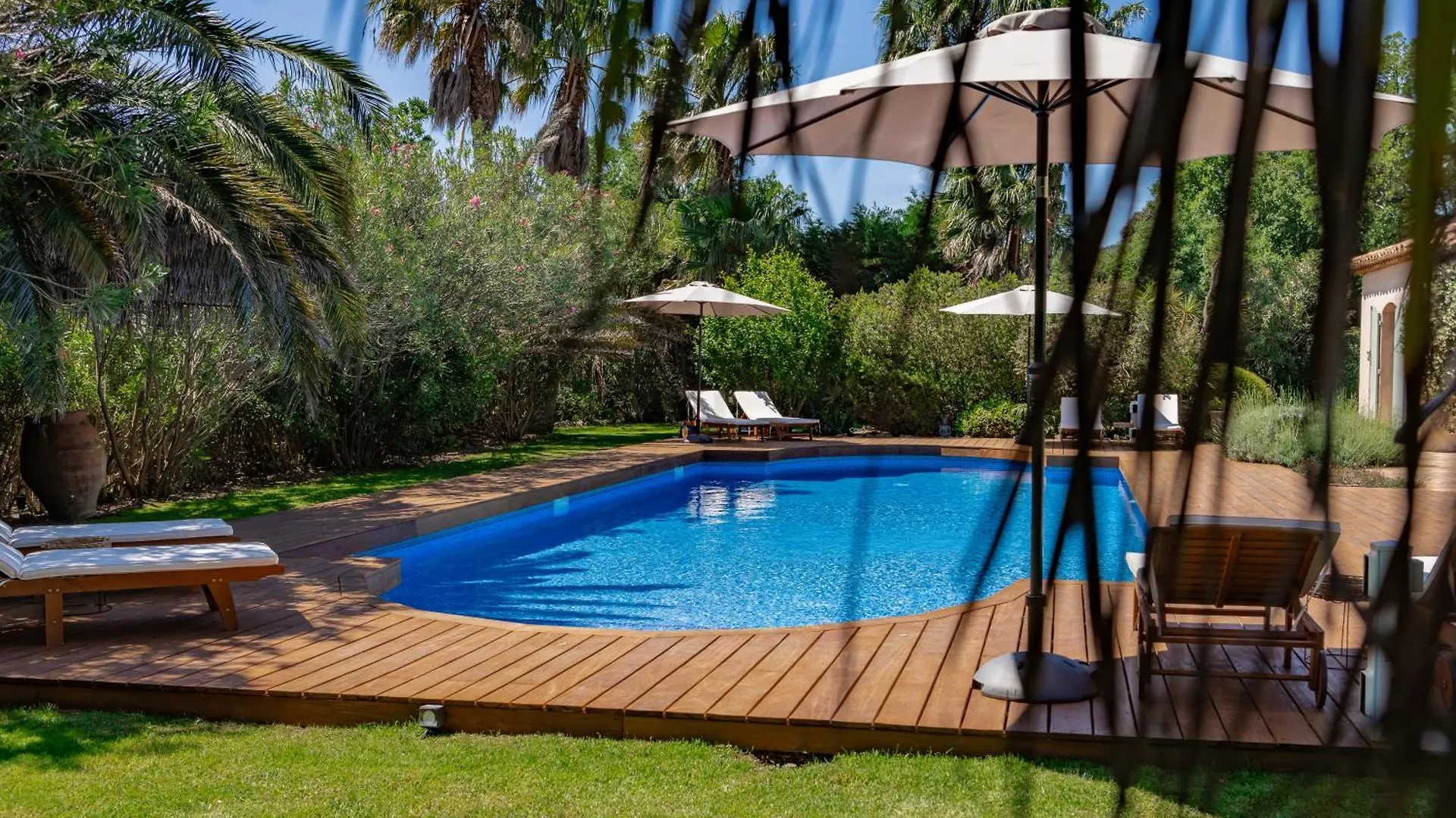 Superbe Villa, Piscine Chauffee, Jardin, Climatisee, Proche Du Village Le Plan-de-la-Tour 0*,