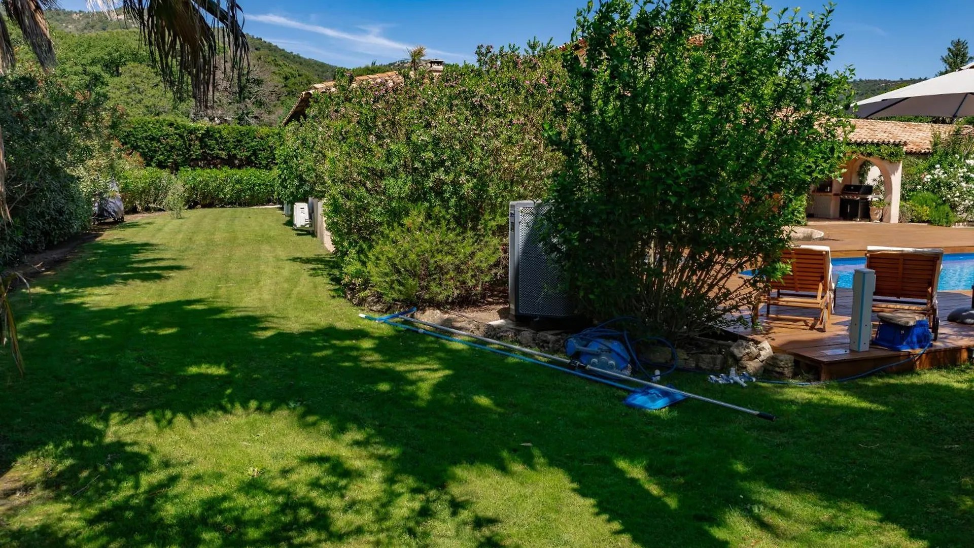 Superbe Villa, Piscine Chauffee, Jardin, Climatisee, Proche Du Village Le Plan-de-la-Tour