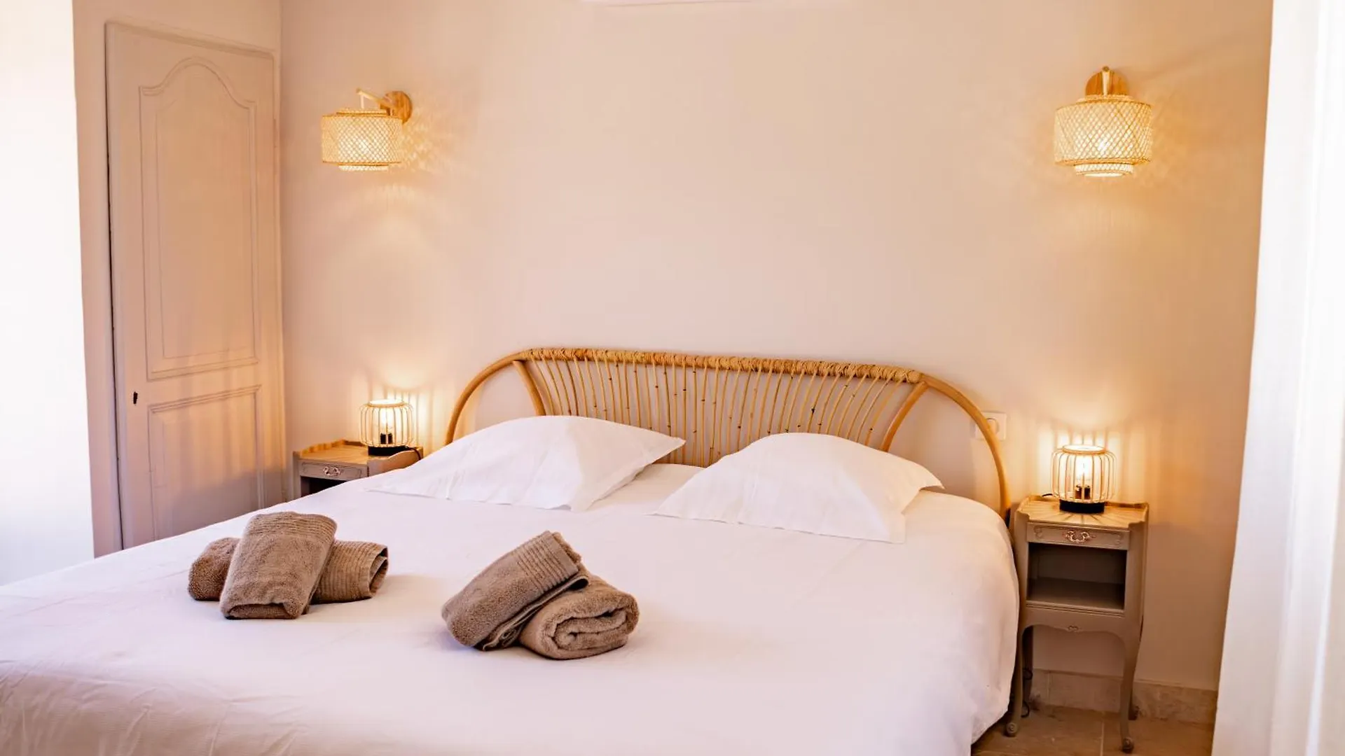 Superbe Villa, Piscine Chauffee, Jardin, Climatisee, Proche Du Village Le Plan-de-la-Tour 0*,