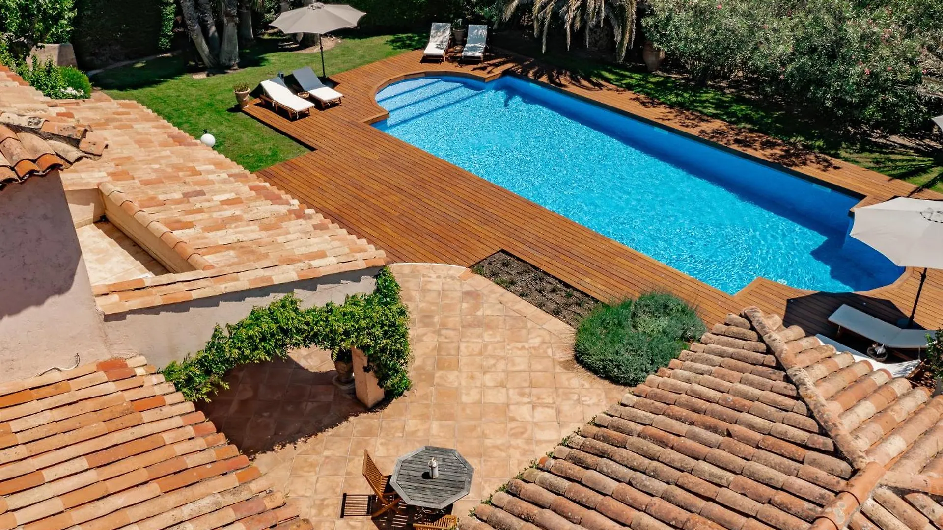 Superbe Villa, Piscine Chauffee, Jardin, Climatisee, Proche Du Village Le Plan-de-la-Tour