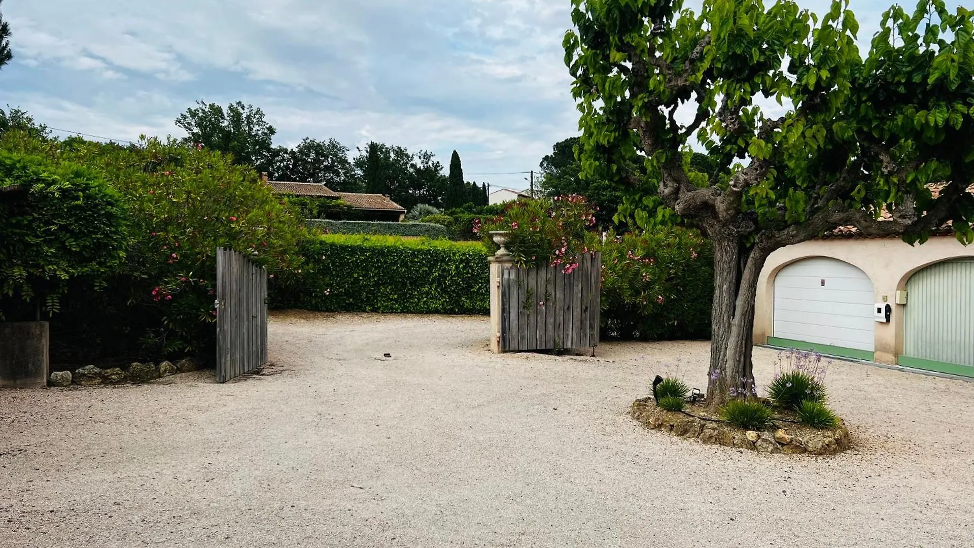 Superbe Villa, Piscine Chauffee, Jardin, Climatisee, Proche Du Village Le Plan-de-la-Tour France
